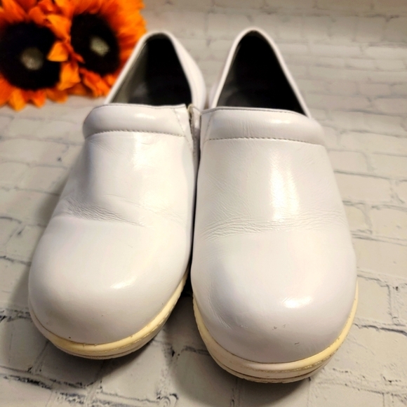 Spring Step White Leather Np Slip Clogs Size 9.5 - Picture 2 of 7